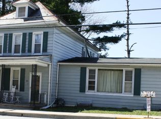52 N Penn St #B, Windsor, PA 17366