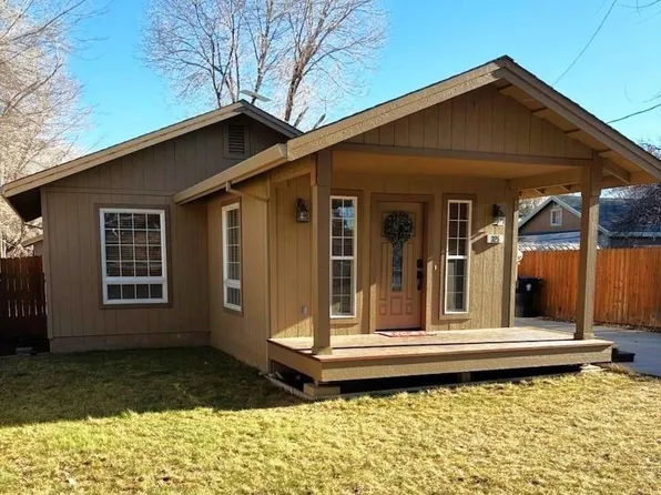 325 Hall St, Susanville, CA 96130