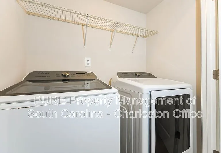 7833 Montview Rd — Photo 9