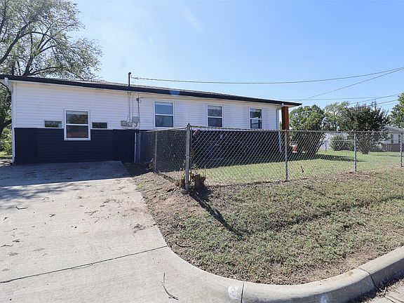 4th image of 4603 S Waco Ave