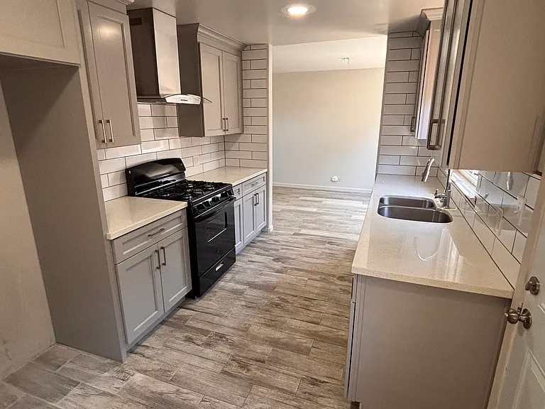 1115 Sereno Dr — Photo 13