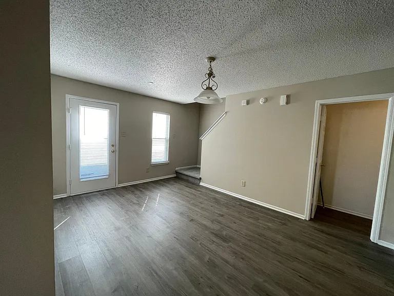 12691 Endurance Dr — Photo 4