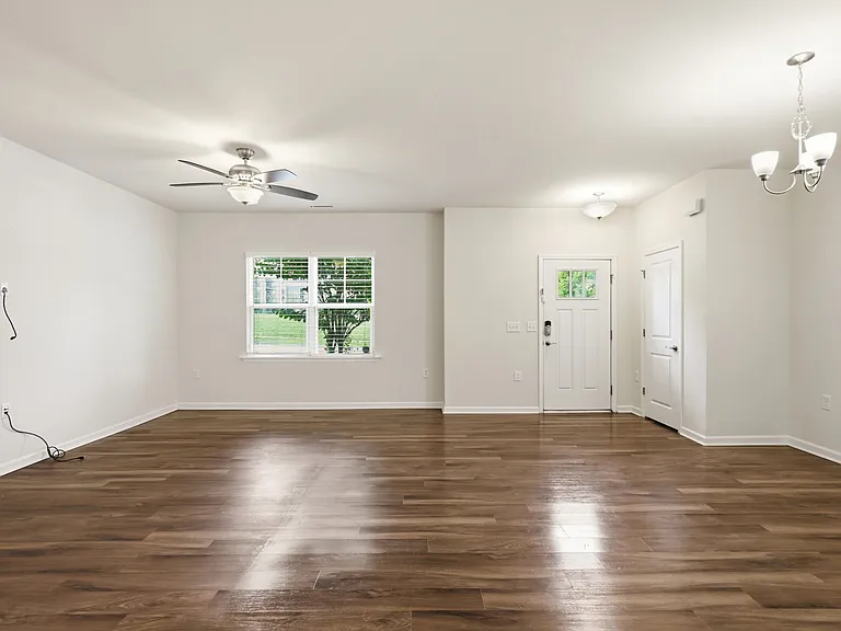 1417 Merrion Ave — Photo 7