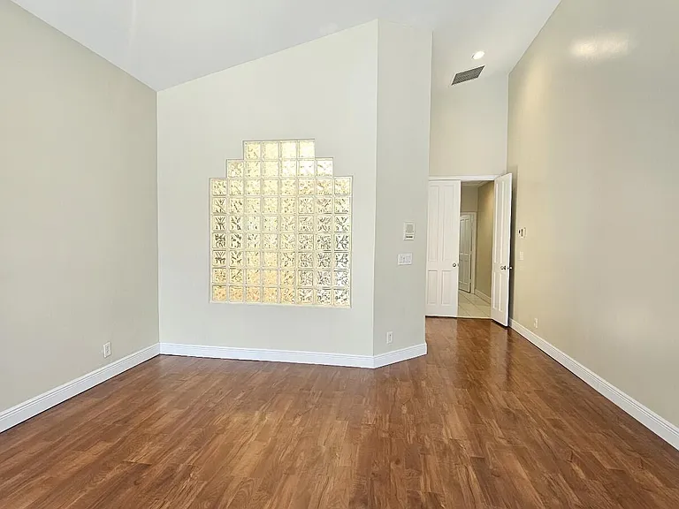 6190 NW 23rd Rd — Photo 23