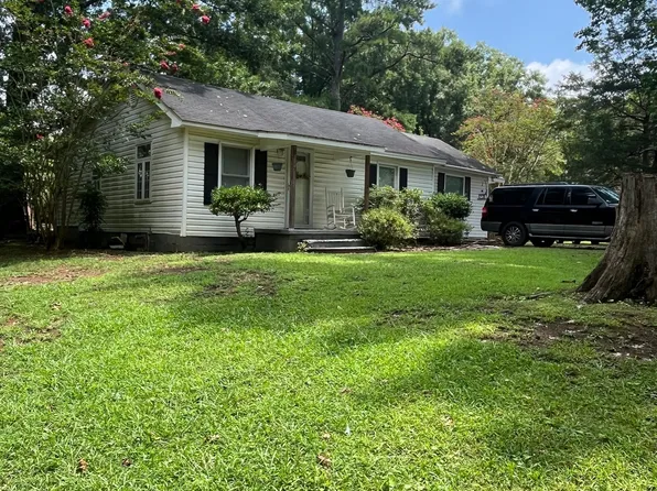 95 Dellinger Rd NE, Rome, GA 30161