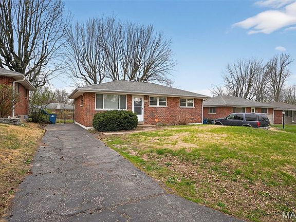 5th image of 1146 Reale Ave