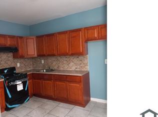 43 Dwight St #2, Jersey City, NJ 07305