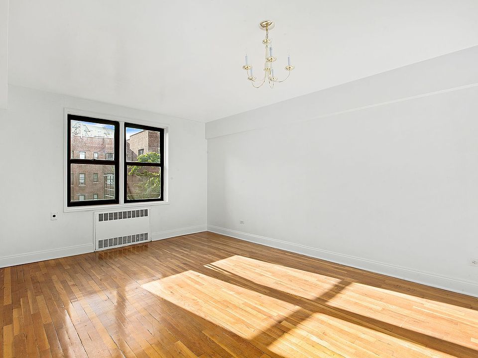 1st image of 69 Bennett Ave APT 505