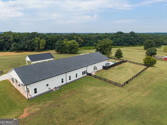 4th image of 3441 Seven Islands Rd