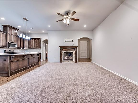2nd image of 2644 Coles Creek Ln
