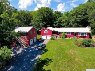 68 Schoolhouse Hill Rd, Oak Hill, NY 12460