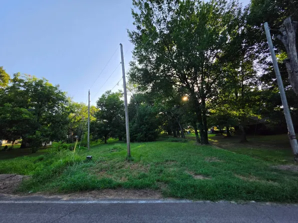 N School St, Charleston, AR 72933