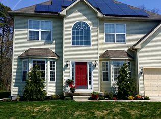 425 Caroline Ln, Millville, NJ 08332