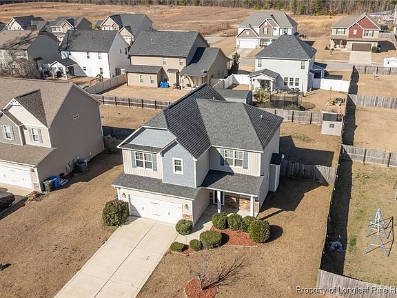3rd image of 808 Bellingham Way