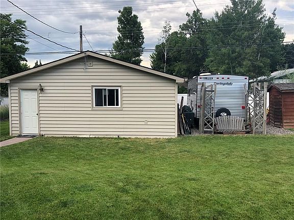 3rd image of 1009 Avenue F