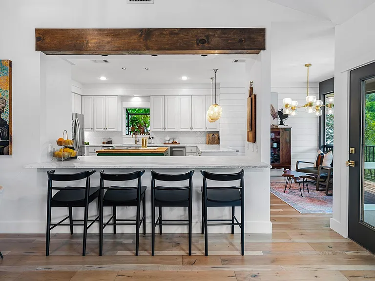202 Top O The Lake Dr — Photo 10