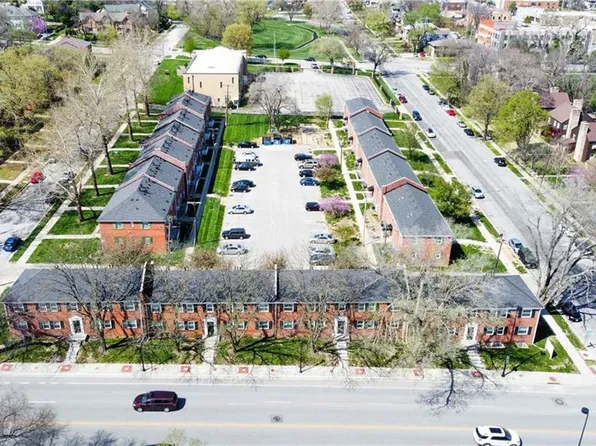 902 Emanuel Cleaver Ii Blvd, Kansas City, MO 64110