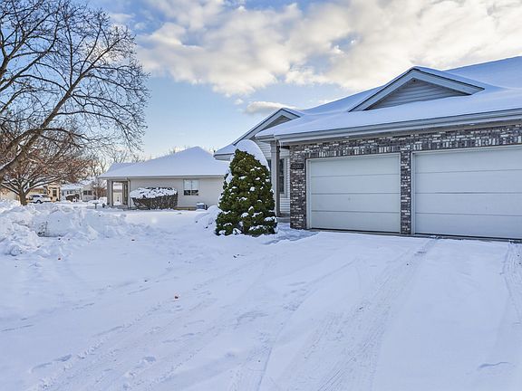 2nd image of 3590 Brook Point Dr
