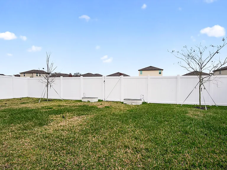 760 Carlyle Way — Photo 43
