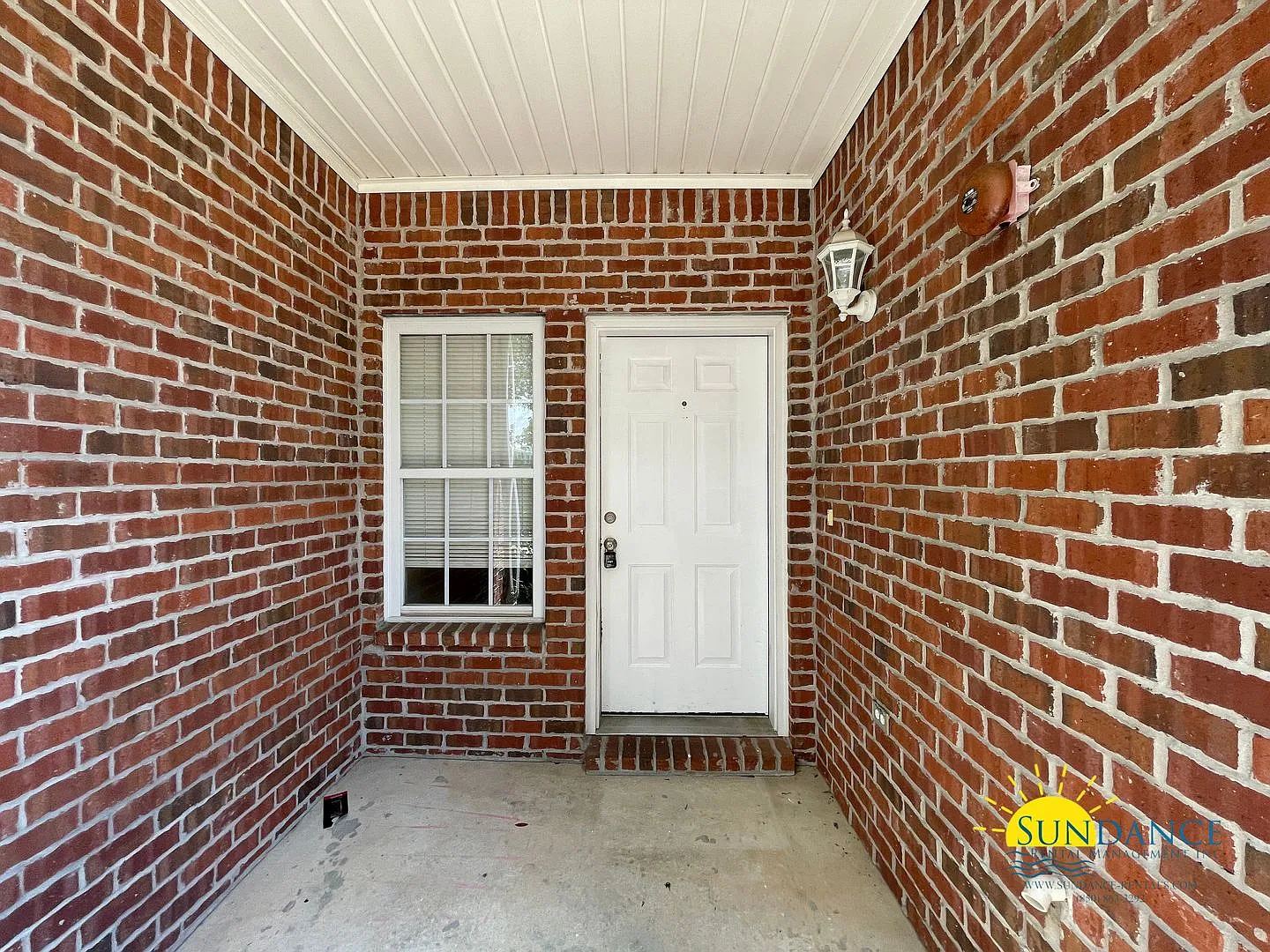 Charming 3 Bedroom Townhouse in Fort Walton! — Photo 2