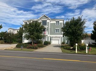 3020 Sandpiper Rd, Virginia Beach, VA 23456