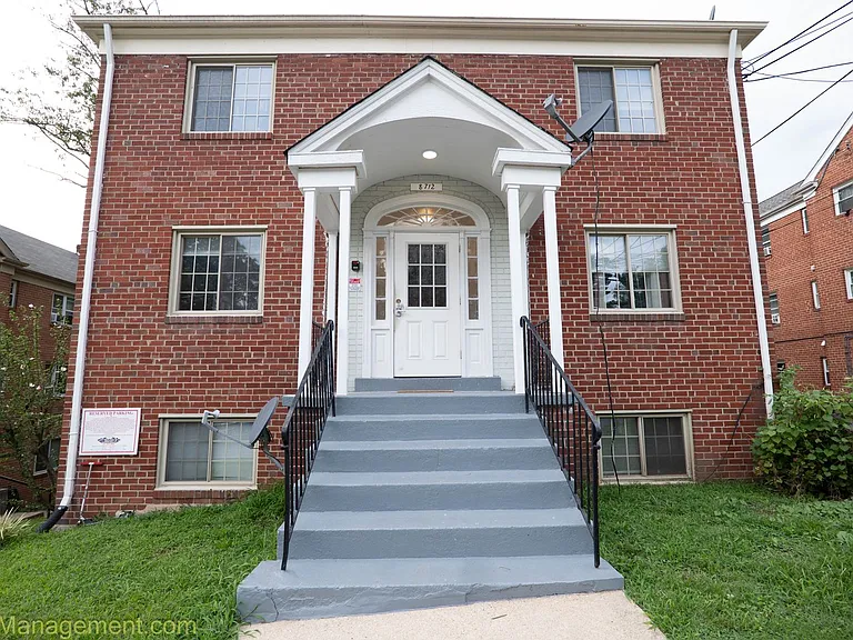 8712 Plymouth St — Photo 22