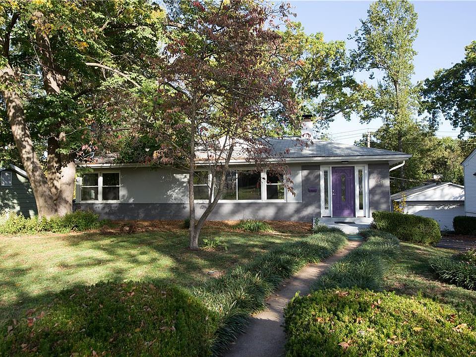 1st image of 651 Lewiston Dr