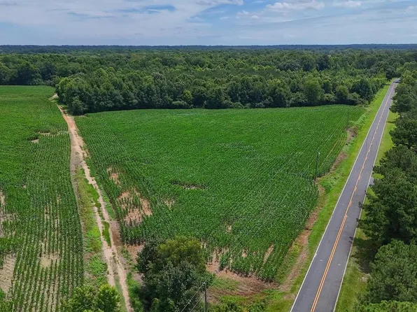 04 Titan Roberts Road, Erwin, NC 28339