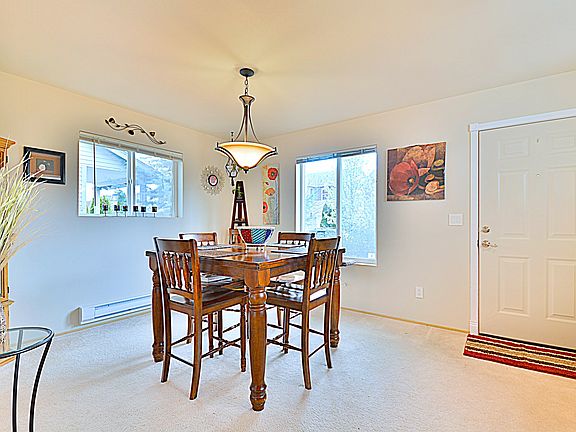 4th image of 11013 236th Pl NE