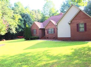 143 Picwyck Dr, Mooresville, NC 28115