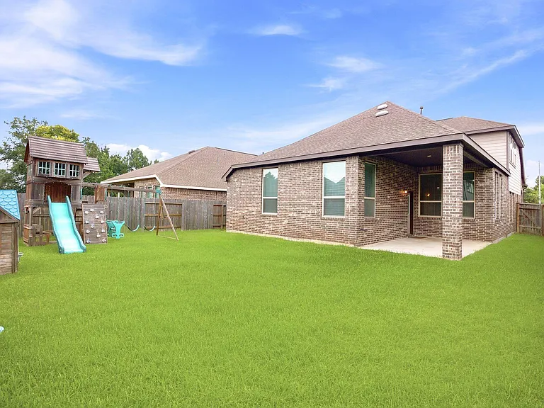 16875 Olympic National Dr — Photo 33