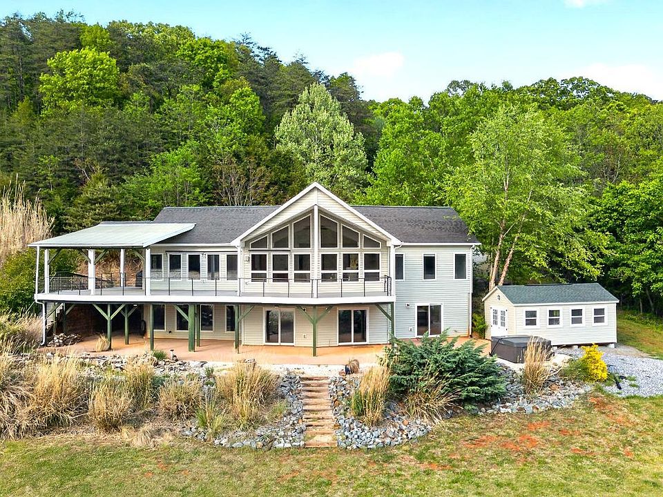 1st image of 209 Leesville Lake Ct
