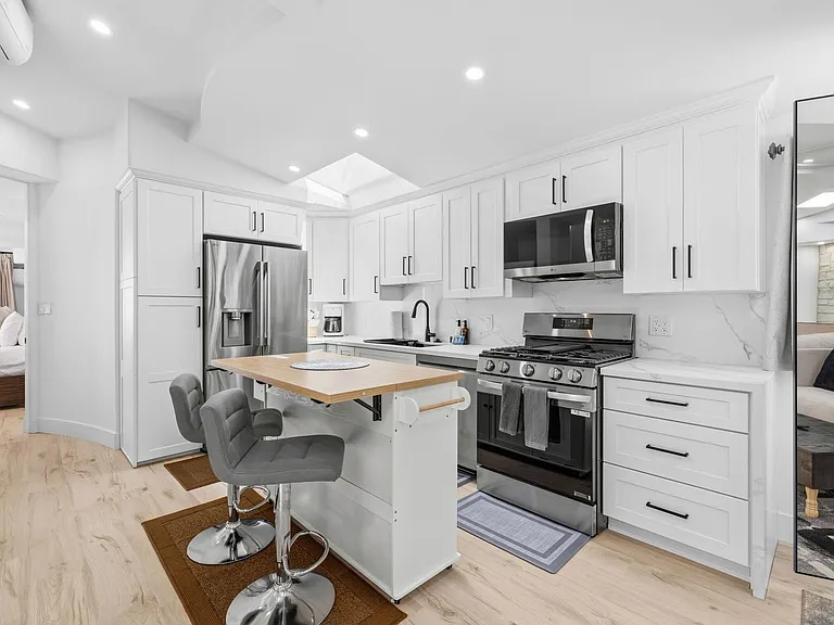 3443 Ocean Front Walk #G — Photo 6