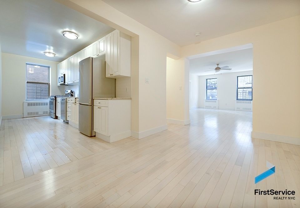 1st image of 165 E 19th St APT 3R