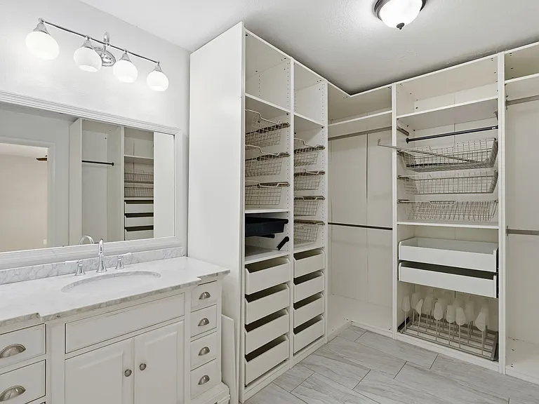 533 N Lesueur — Photo 10