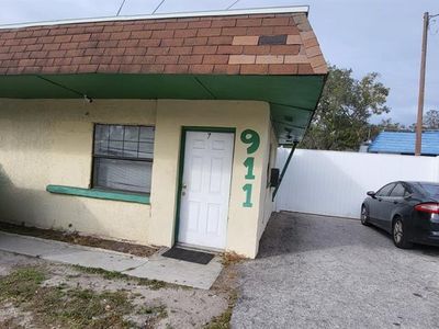 911 W Waters Ave, Tampa, FL, 33604