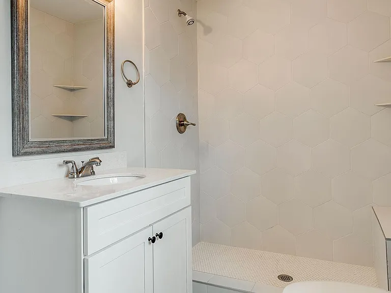 539 Northcrest Dr — Photo 19