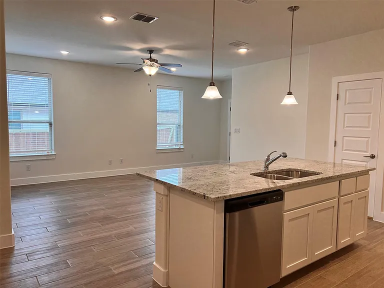 444 Parkline Dr #31A — Photo 11