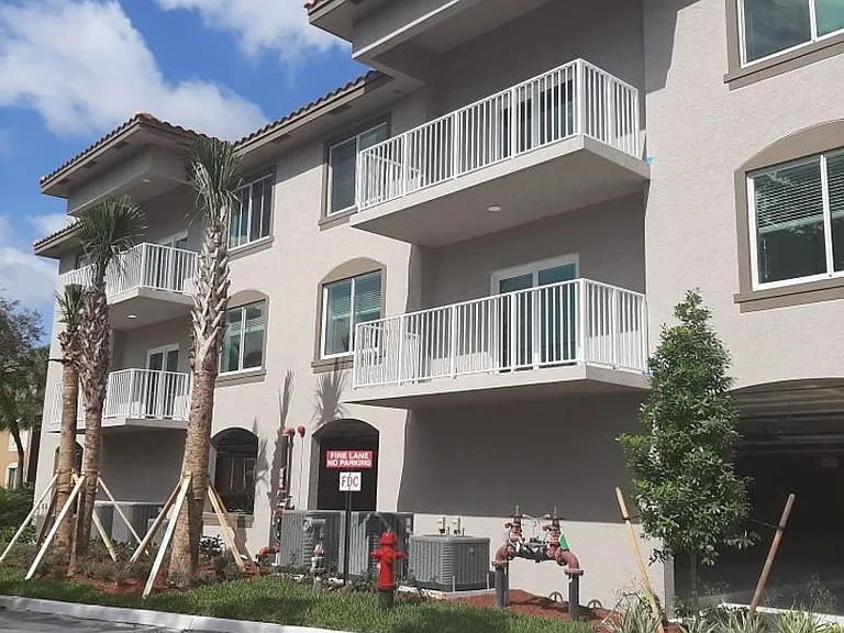 The Mirage Apartments — Photo 44