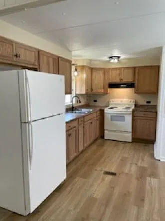 7 Sparkleberry Rd — Photo 3