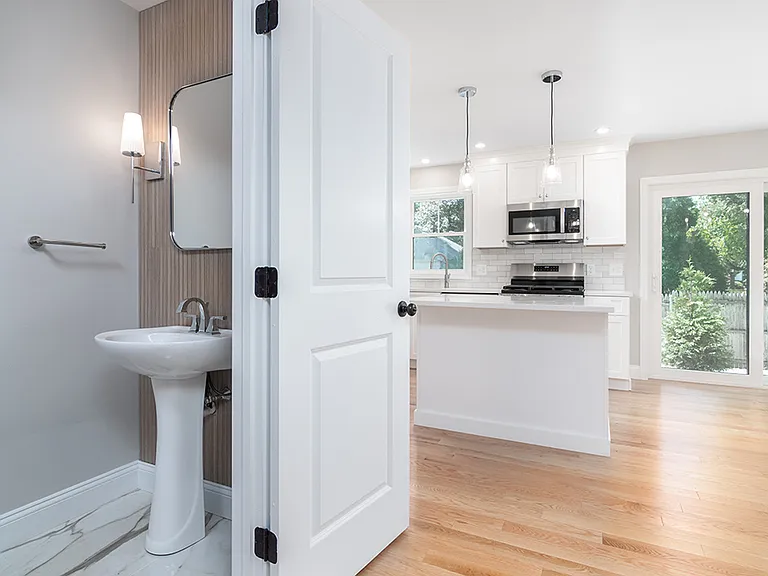 81 Cadora Ave #81 — Photo 8