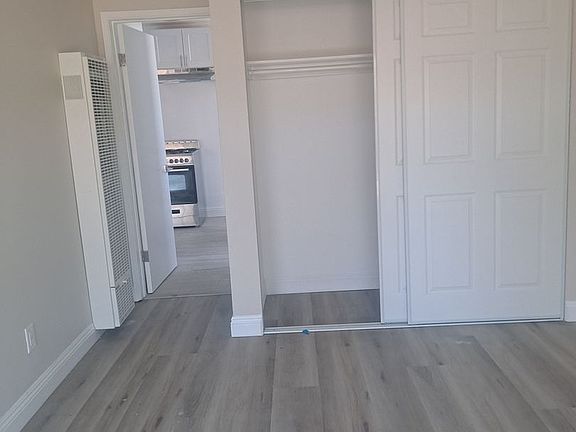 4th image of 1333 N Las Palmas Ave APT 18