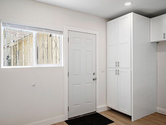 2nd image of 941 Verdugo Circle Dr #A