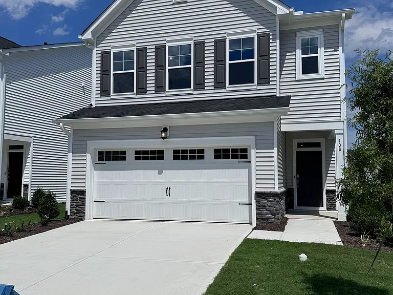 108 Yellow Iris Dr — Photo 1
