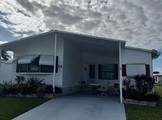 24 Villa Del Norte, Fort Pierce, FL 34951