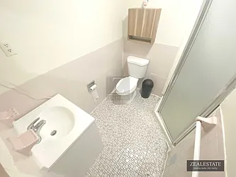 Rented by ZealEstate Group Inc