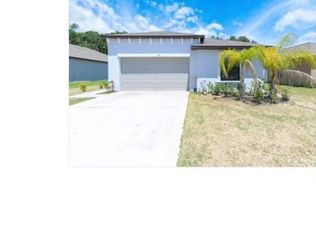 3161 Moulden Hollow Dr, Zephyrhills, FL 33540
