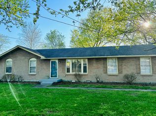 203 Wessington Pl, Hendersonville, TN 37075