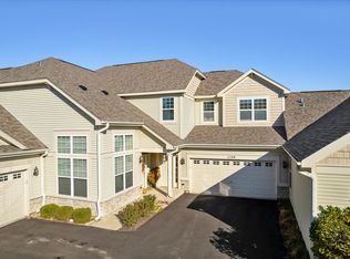 1120 Foxridge Ln #1120, Aurora, IL 60502