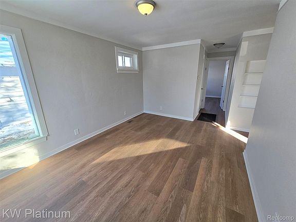 2nd image of 7399 Gronow Ave